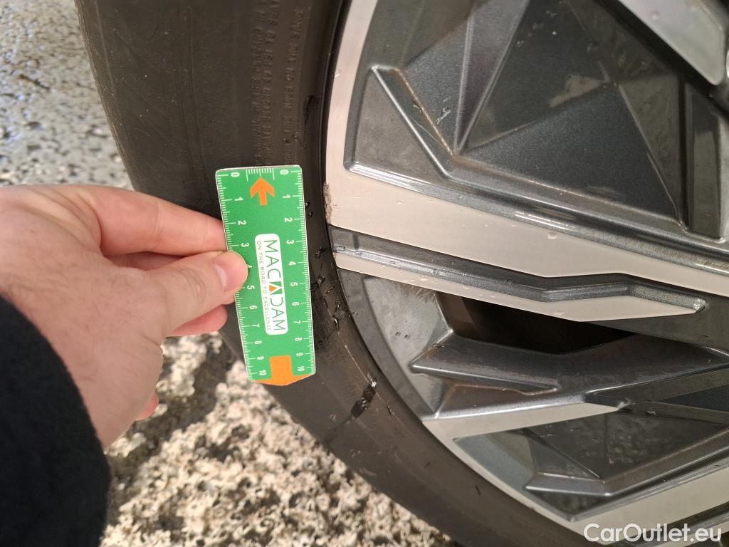  Hyundai  Tucson  Business Mild-Hybrid 2WD 1.6 CRDI 135CV BVA7 E6d #19