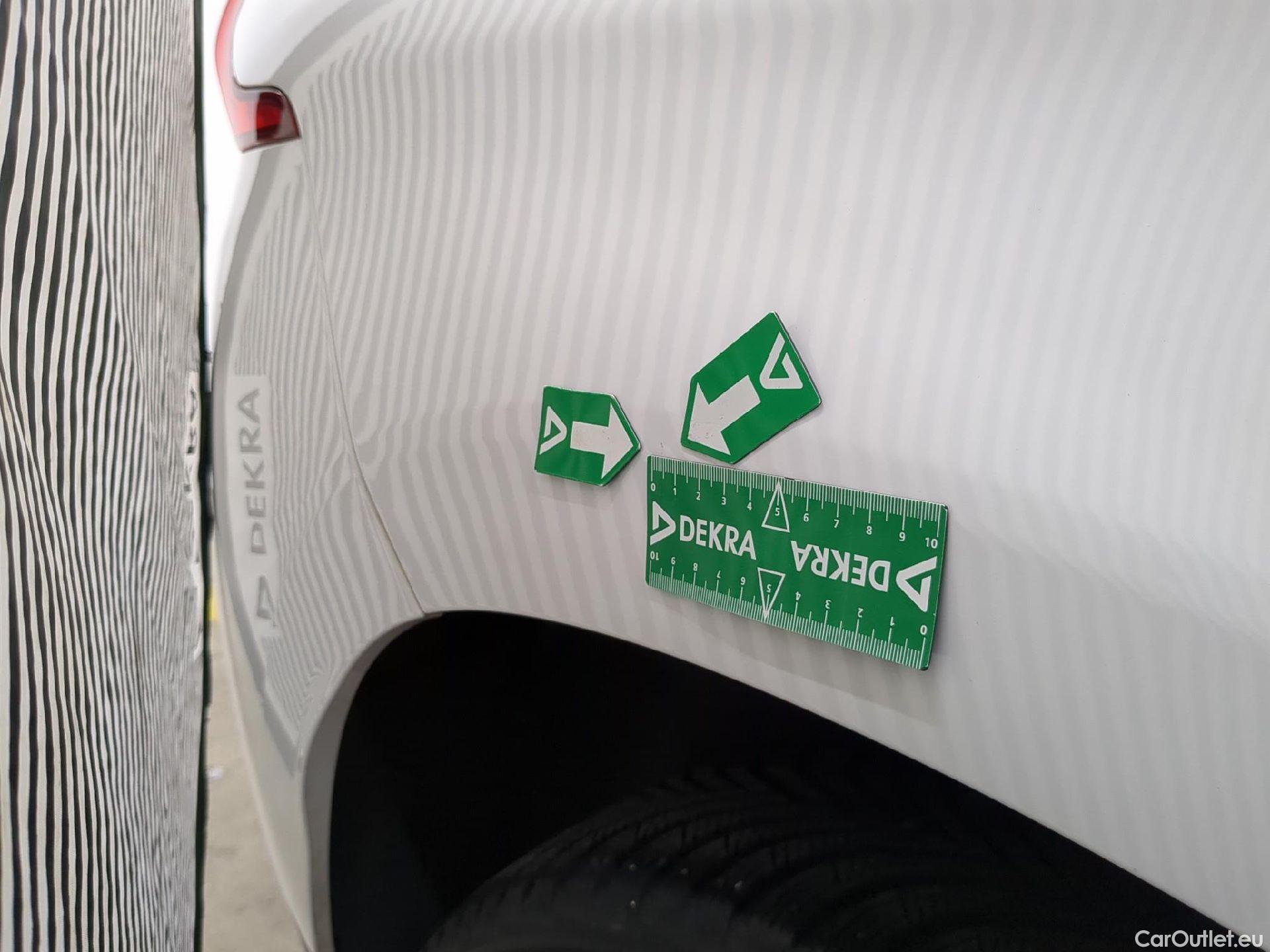  Peugeot  2008 PEUGEOT  5p Crossover BlueHDi 100 ¤6.c S&S ACTIVE BUSINESS #12