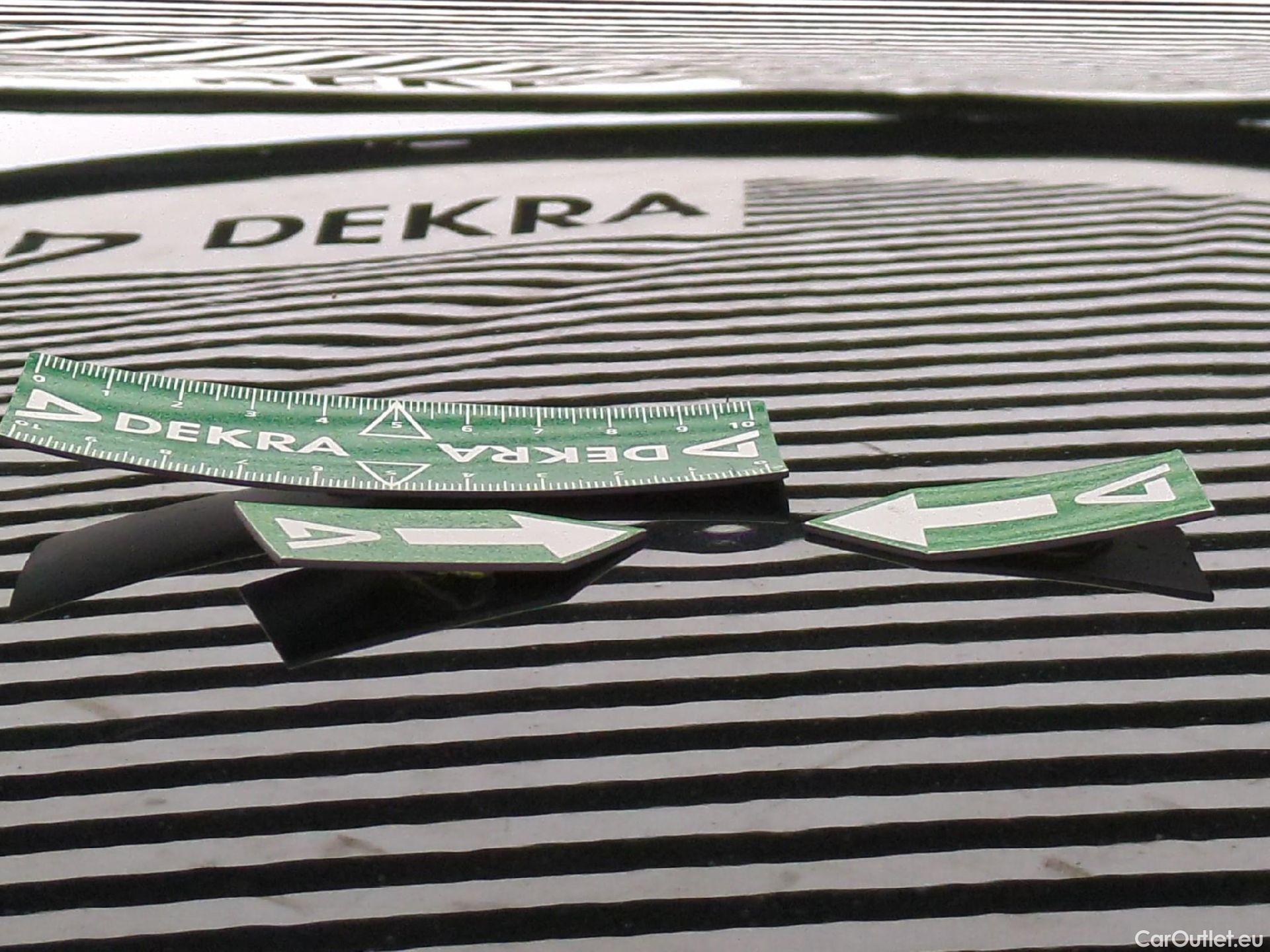  Opel   Grandland X Grandland X Elegance Business 1.5 130CV BVA8 E6d #12