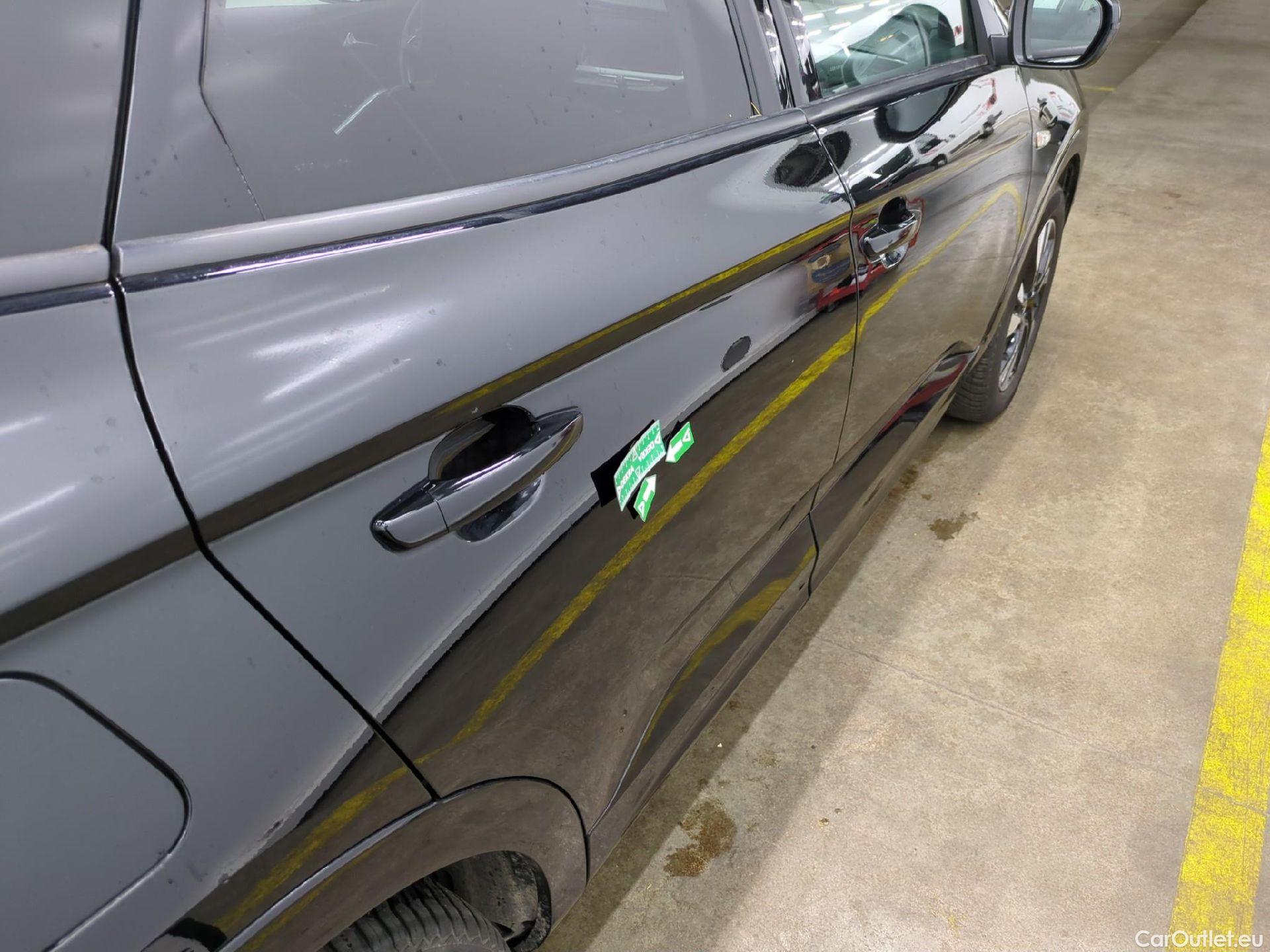  Opel   Grandland X Grandland X Elegance Business 1.5 130CV BVA8 E6d #22