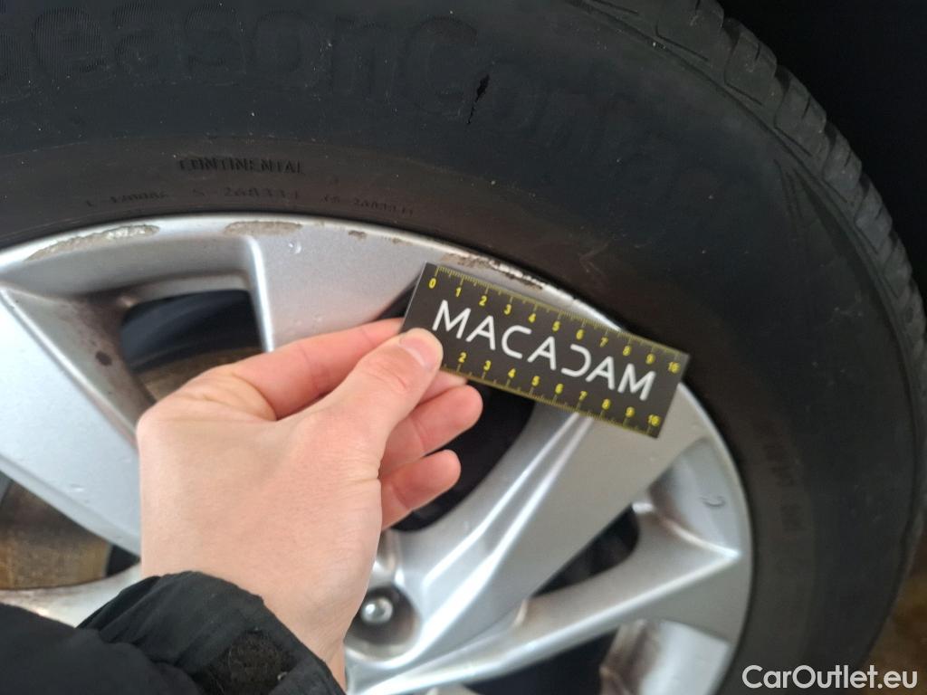  Hyundai  Tucson  Business 2WD 1.6 CRDi 135CV BVA7 E6dT #14