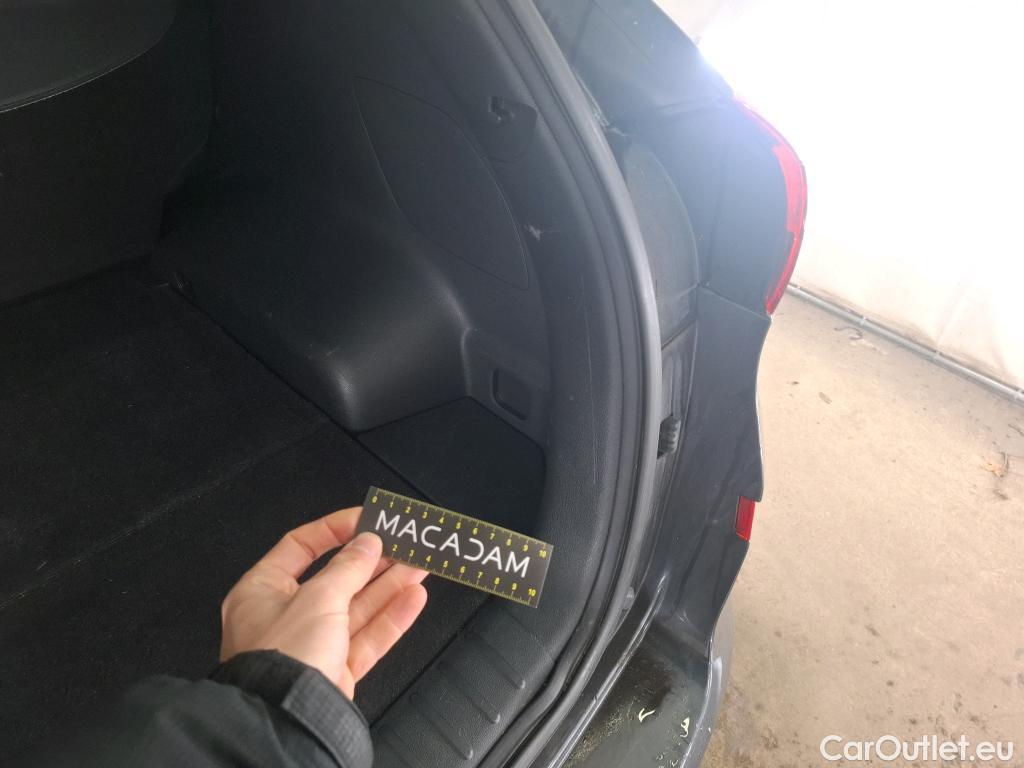  Hyundai  Tucson  Business 2WD 1.6 CRDi 135CV BVA7 E6dT #37