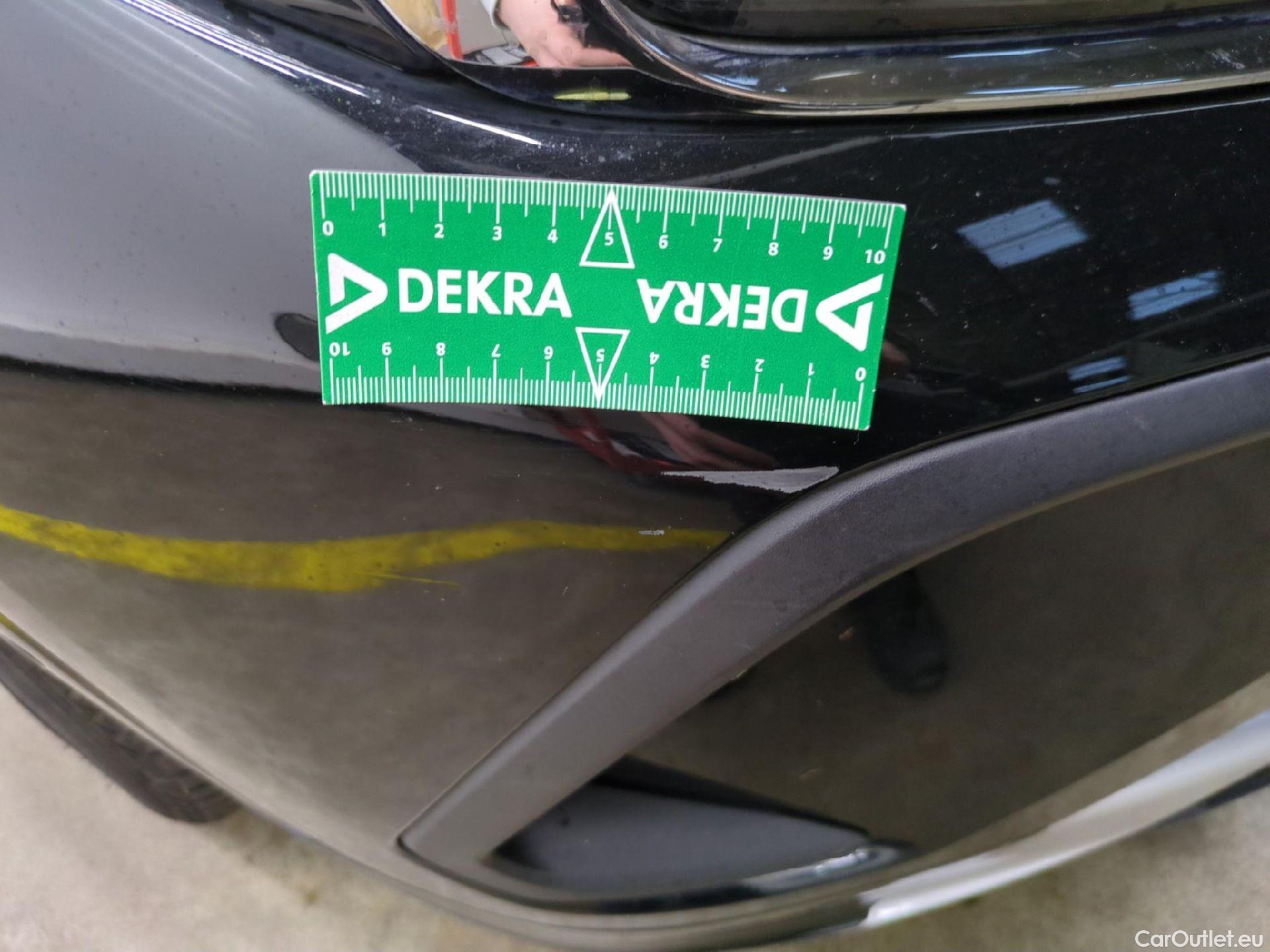  Opel   Grandland X Grandland X Elegance Business 1.5 130CV BVA8 E6d #26