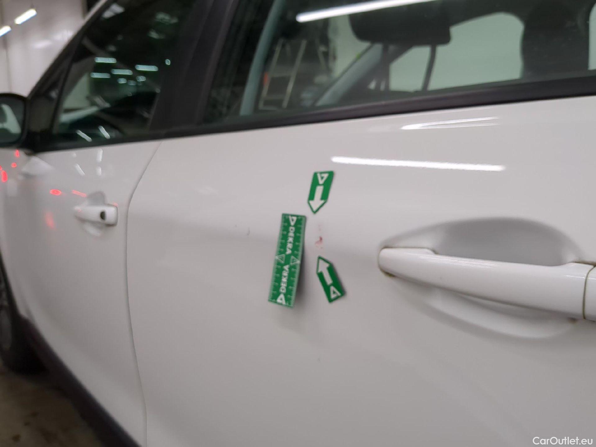  Peugeot  2008 PEUGEOT  5p Crossover BlueHDi 100 ¤6.c S&S ACTIVE BUSINESS #18