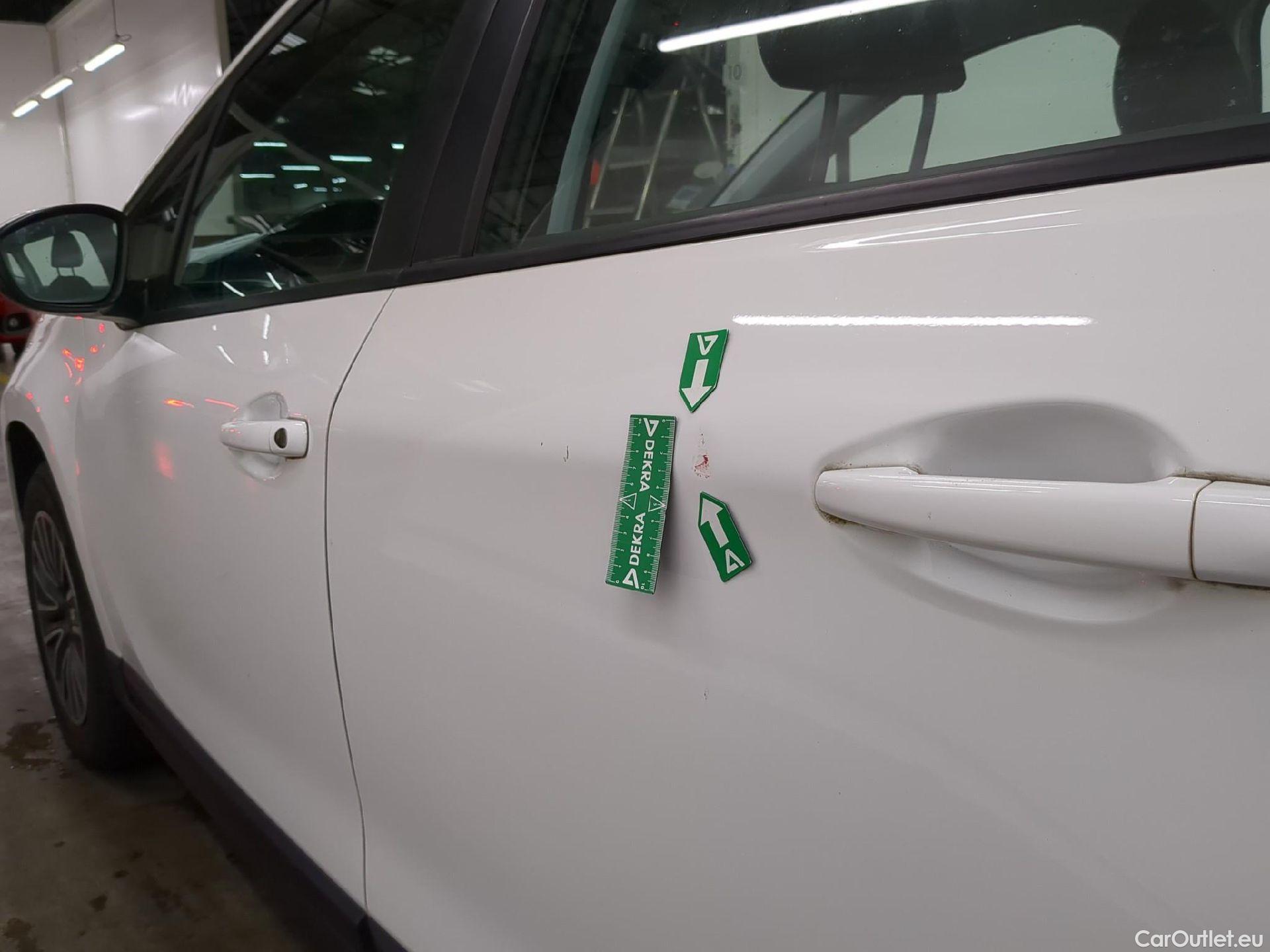  Peugeot  2008 PEUGEOT  5p Crossover BlueHDi 100 ¤6.c S&S ACTIVE BUSINESS #19