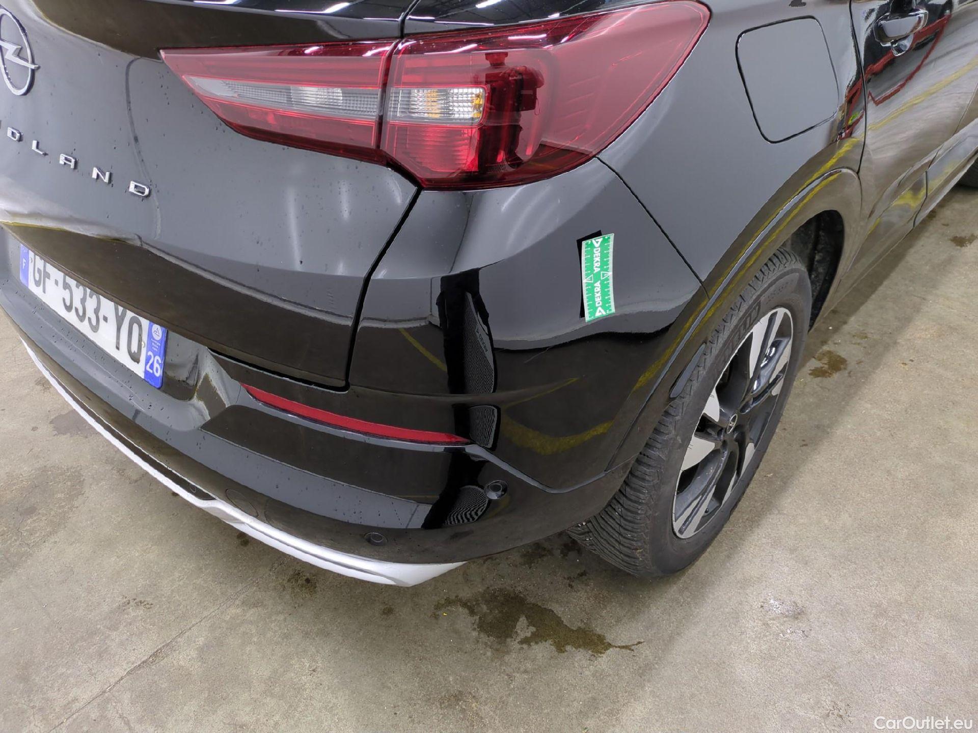  Opel   Grandland X Grandland X Elegance Business 1.5 130CV BVA8 E6d #40