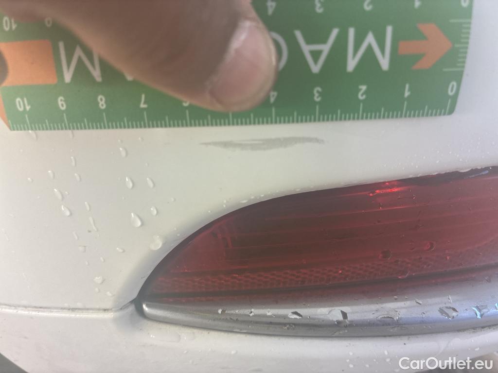  Fiat  500 FIAT  2015 3P Berline Hybrid 10 BSG 70 ch Dolcevita #8