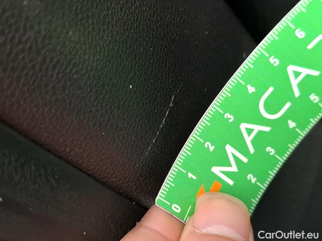  Renault  Captur  II Business 1.5 dCi 95CV BVM6 E6dT #18