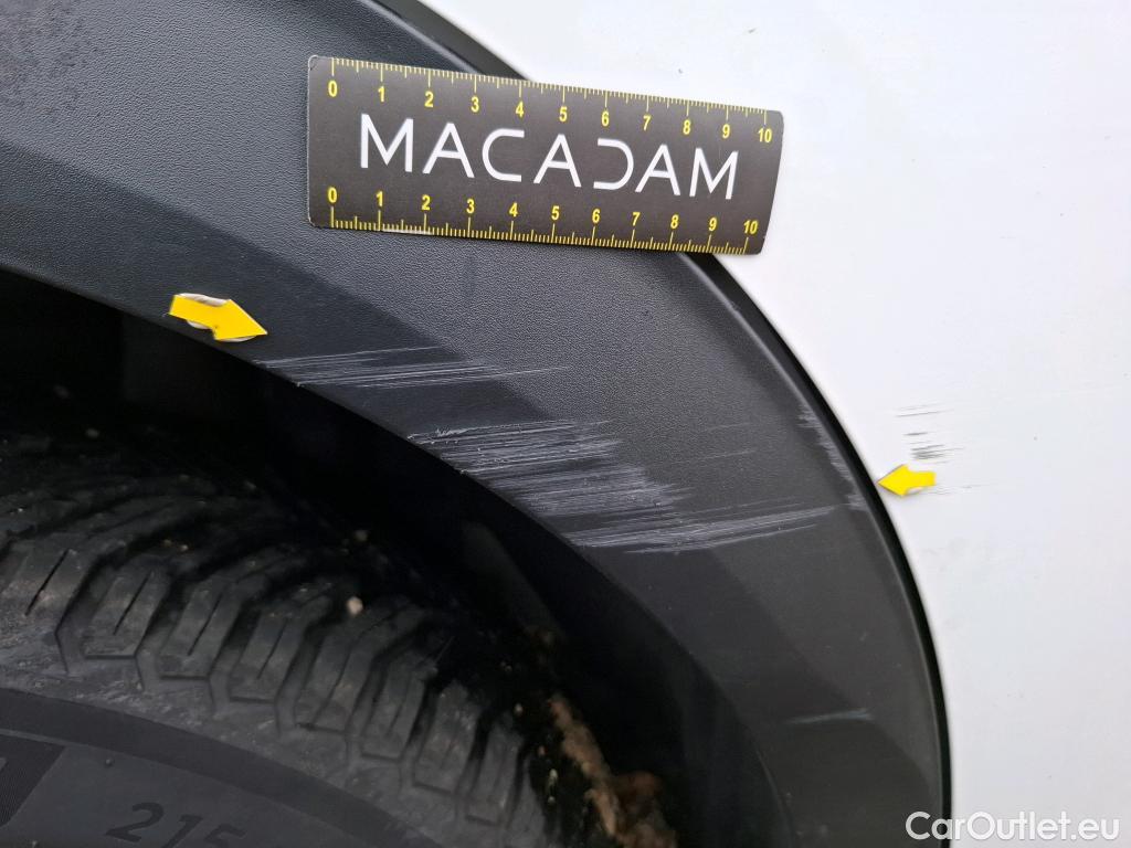  Peugeot  2008  Allure Pack 1.5 HDi 130CV BVA8 E6d #42