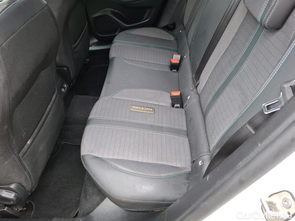  Peugeot  2008  Allure Pack 1.5 HDi 130CV BVA8 E6d #34