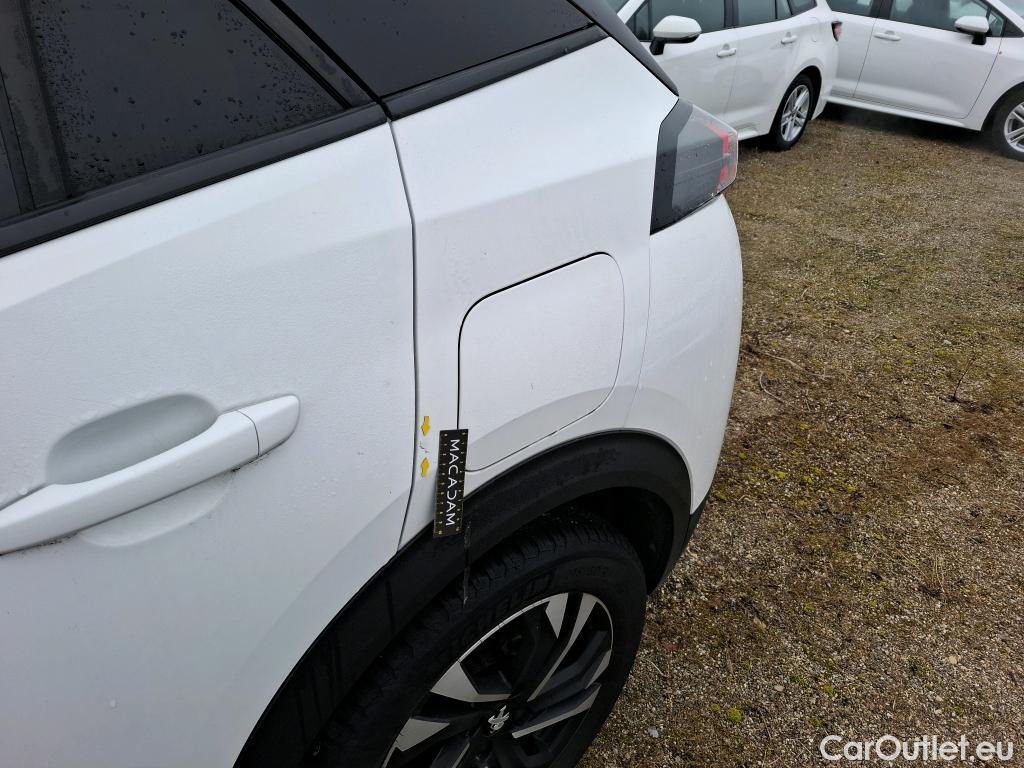  Peugeot  2008  Allure Pack 1.5 HDi 130CV BVA8 E6d #38