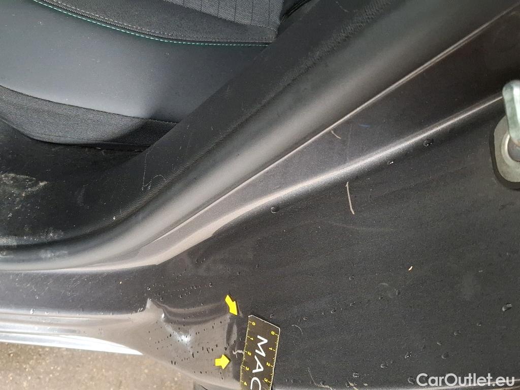  Peugeot  2008  Allure Pack 1.5 HDi 110CV BVM6 E6d #14