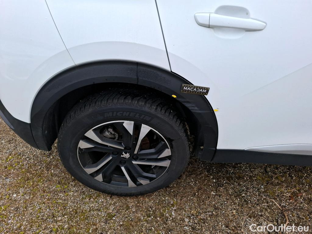  Peugeot  2008  Allure Pack 1.5 HDi 130CV BVA8 E6d #41