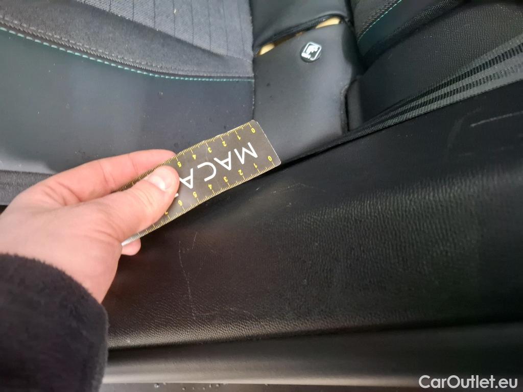  Peugeot  2008  Allure Pack 1.5 HDi 110CV BVM6 E6d #7