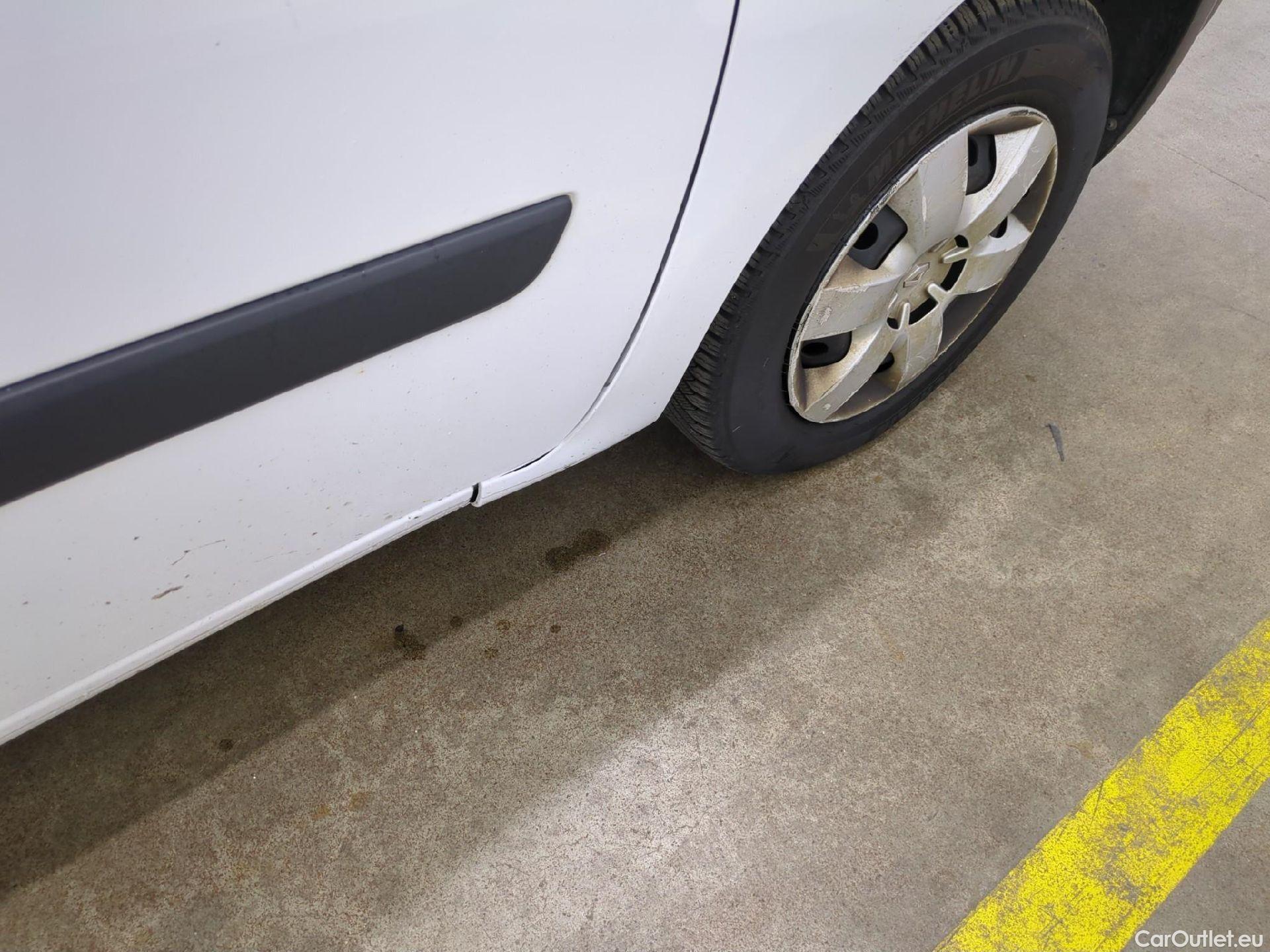  Renault  Kangoo  II Express Maxi Extra (Série Spéciale) 1.5 dCi 95CV BVM6 E6dT #23