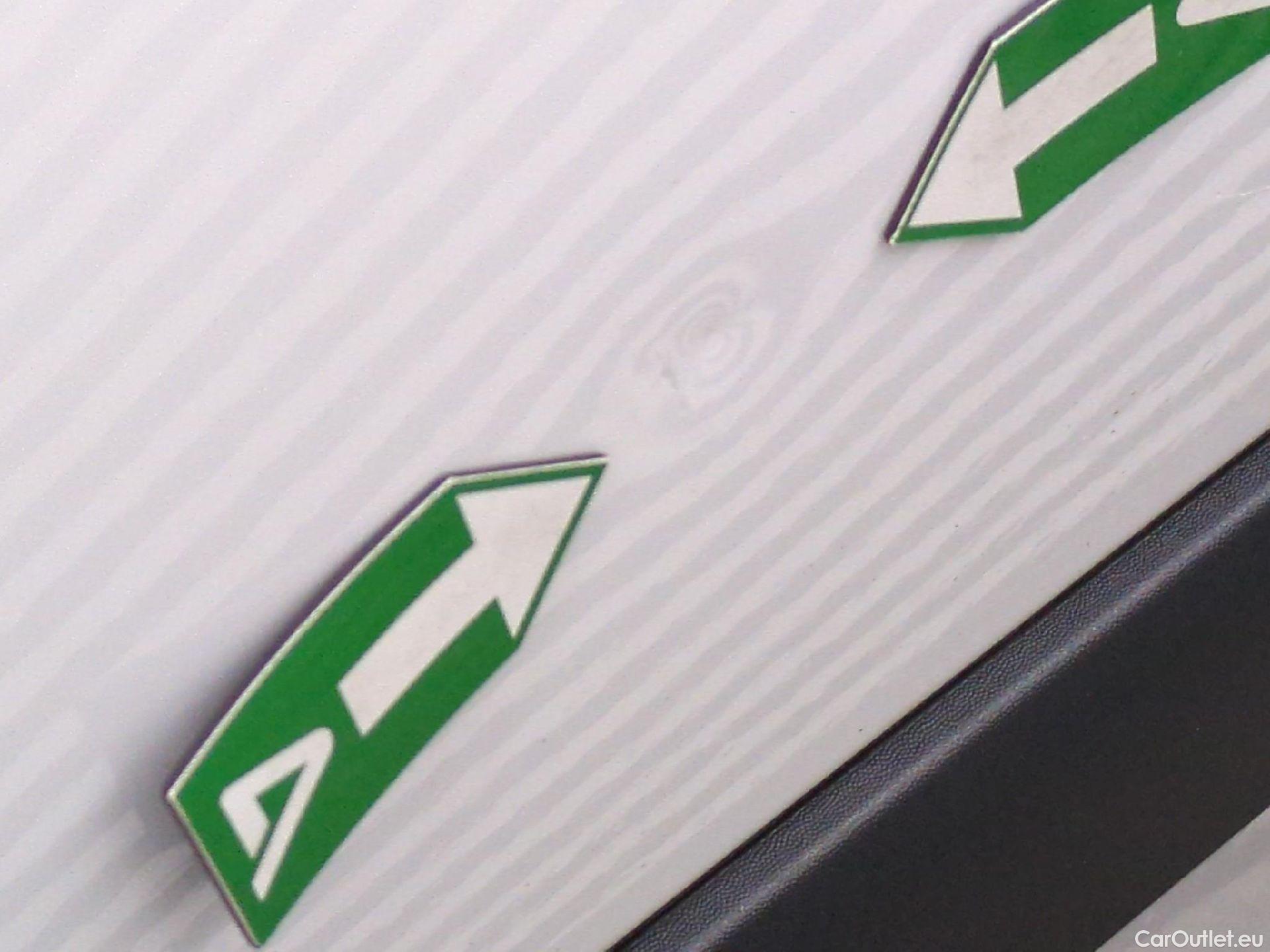  Renault  Kangoo  II Express Maxi Extra (Série Spéciale) 1.5 dCi 95CV BVM6 E6dT #42