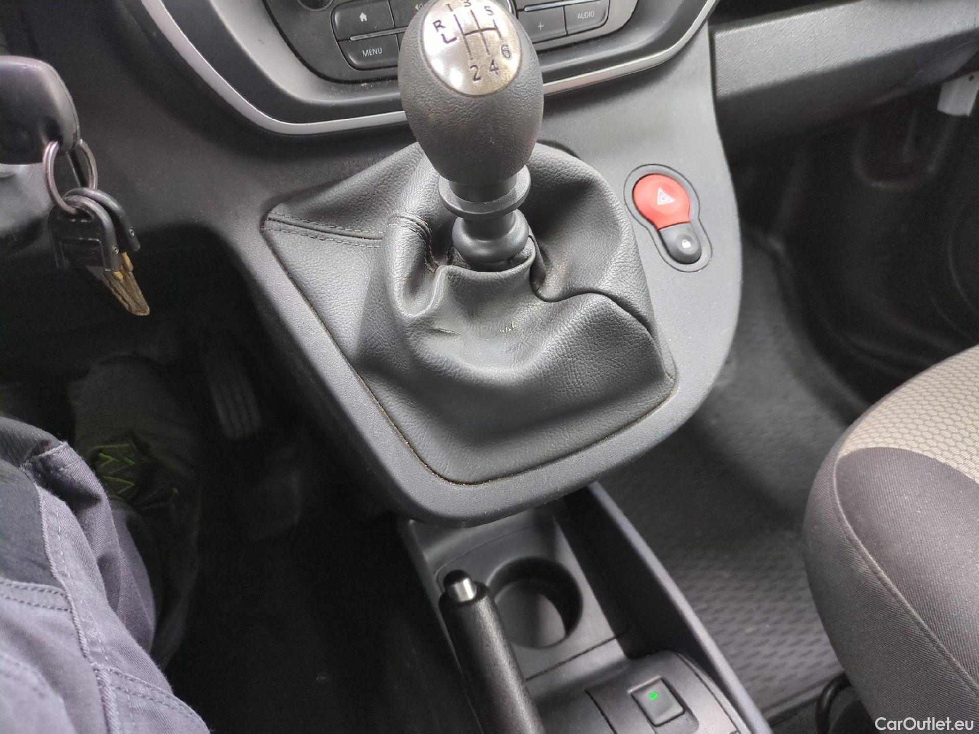  Renault  Kangoo  II Express Maxi Extra (Série Spéciale) 1.5 dCi 95CV BVM6 E6dT #63