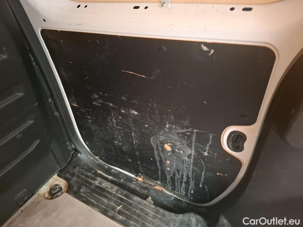  Renault  Kangoo RENAULT  / 2021 / 4P / Fourgonnette Gd Confort Blue dCi 95 BVA - 22 #3