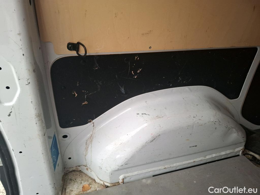  Renault  Kangoo RENAULT  / 2021 / 4P / Fourgonnette Gd Confort Blue dCi 95 BVA - 22 #13