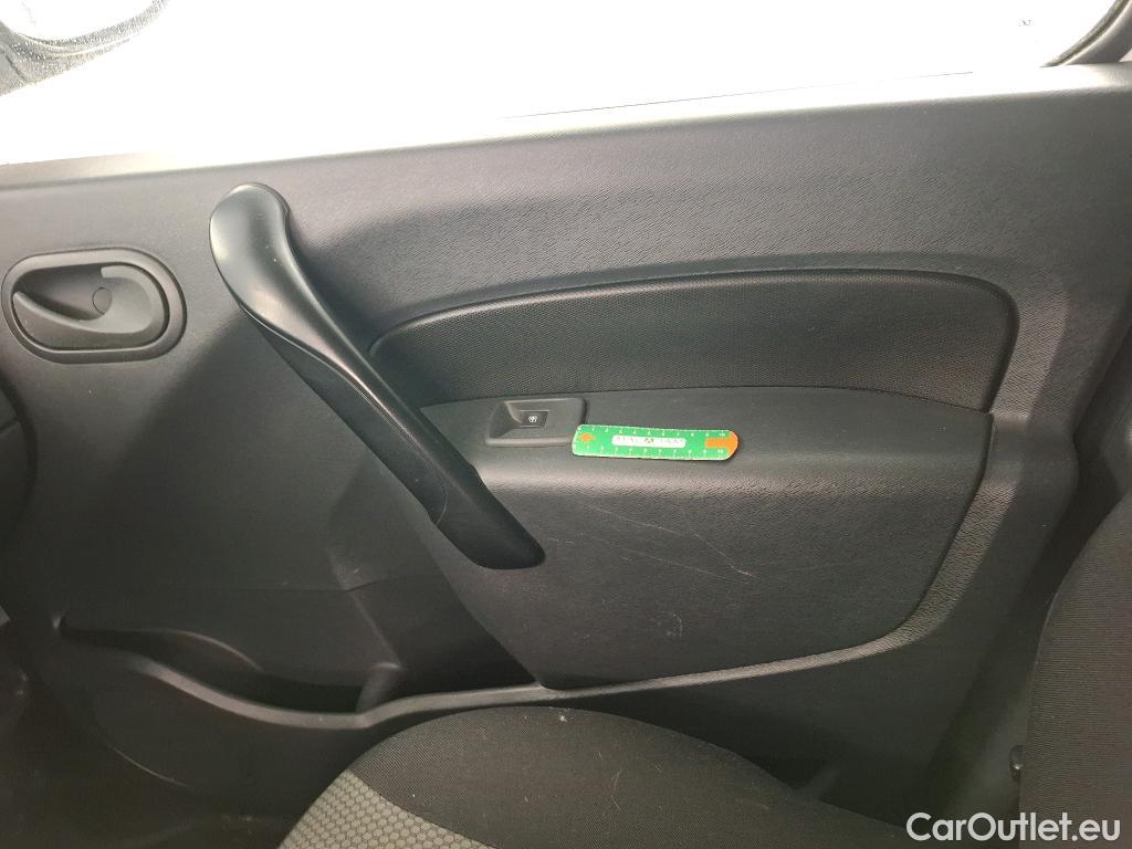  Renault  Kangoo  Express Maxi Extra (Série Spéciale) 1.5 #18