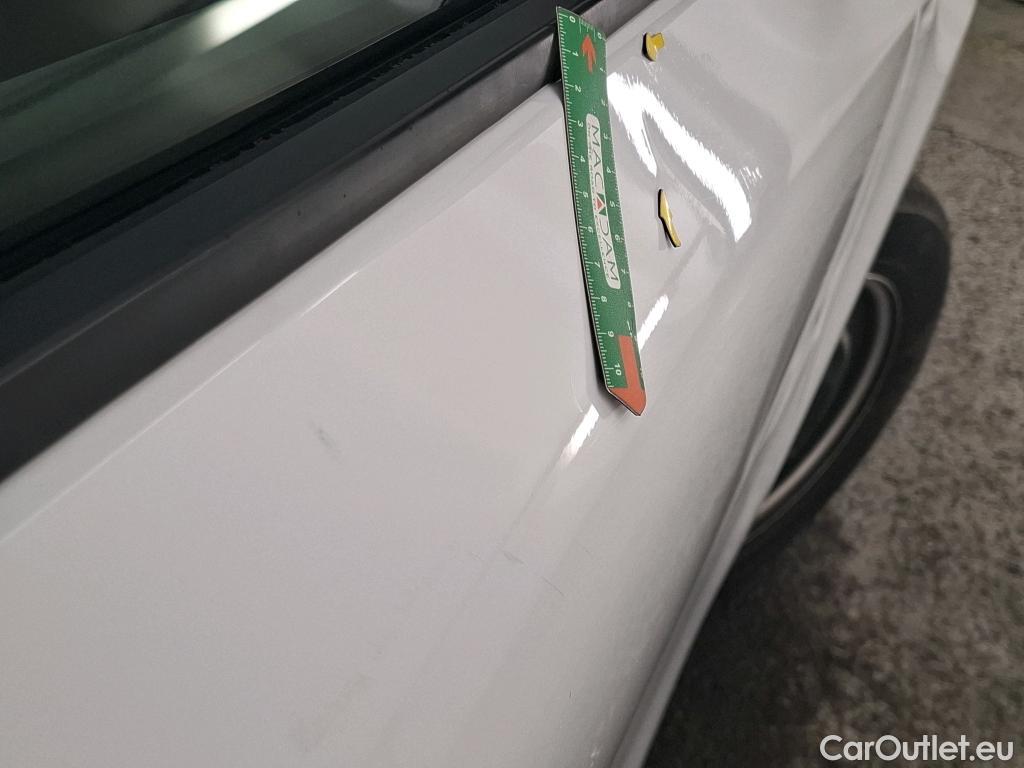  Renault  Kangoo RENAULT  / 2021 / 4P / Fourgonnette Gd Confort Blue dCi 95 BVA - 22 #26