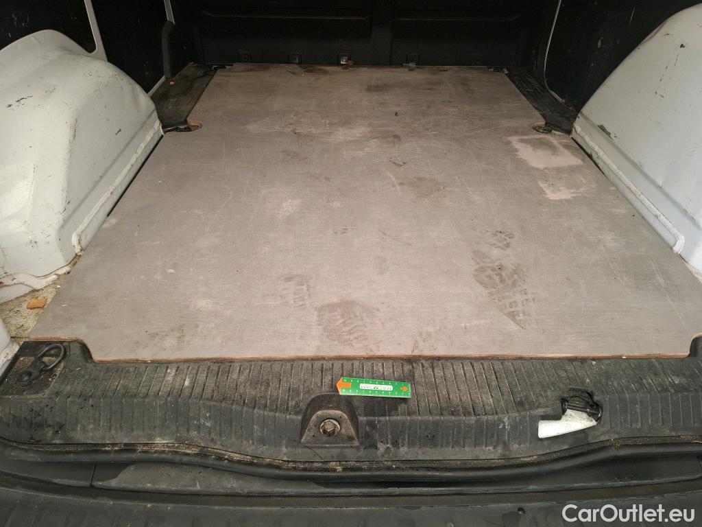  Renault  Kangoo RENAULT  / 2021 / 4P / Fourgonnette Gd Confort Blue dCi 95 BVA - 22 #17