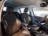  Peugeot  2008 PEUGEOT  / 2016 / 5P / CROSSOVER BLUEHDI 120 EAT6 ALLURE S/S AUT. #13