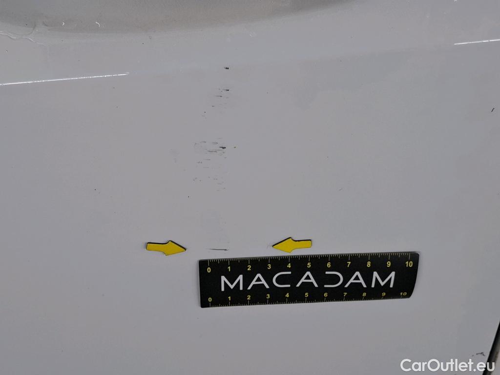  Bmw  Serie 1 BMW Série 1 / 2019 / 5P / Berline 2.0 120D AUTO M Sport #30