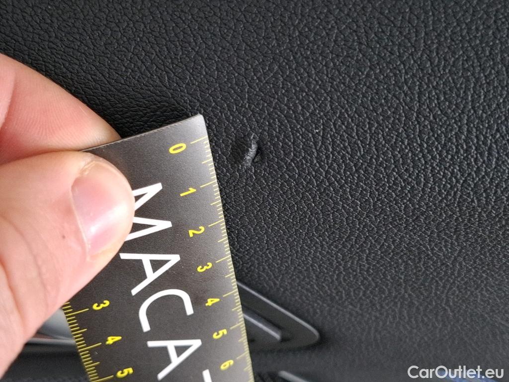  Bmw  Serie 1 BMW Série 1 / 2019 / 5P / Berline 2.0 120D AUTO M Sport #21