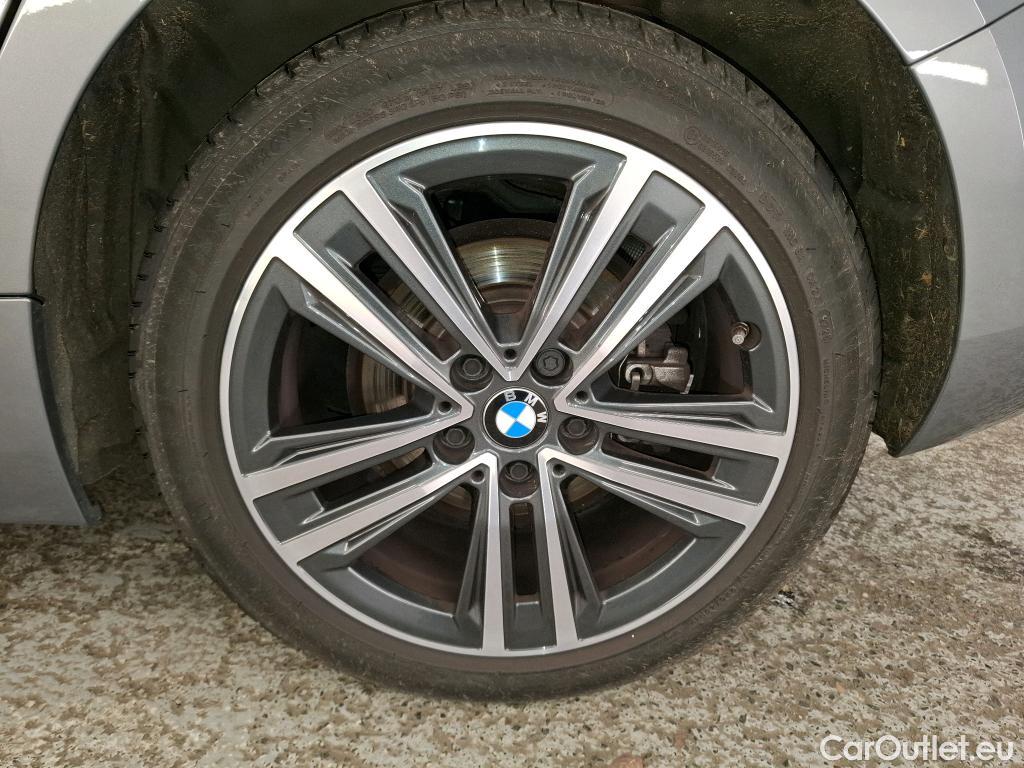  Bmw  Serie 1 BMW Série 1 / 2019 / 5P / Berline 116i DKG7 Business Design #8