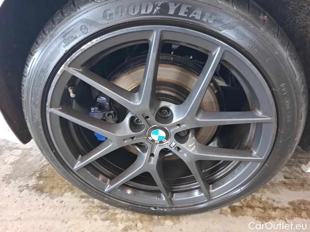  Bmw  Serie 1 BMW Série 1 / 2019 / 5P / Berline 2.0 120D AUTO M Sport #13