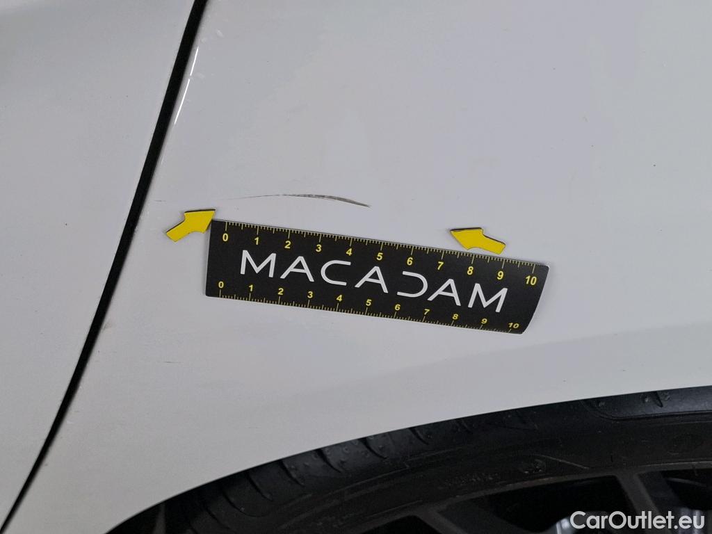  Bmw  Serie 1 BMW Série 1 / 2019 / 5P / Berline 2.0 120D AUTO M Sport #32