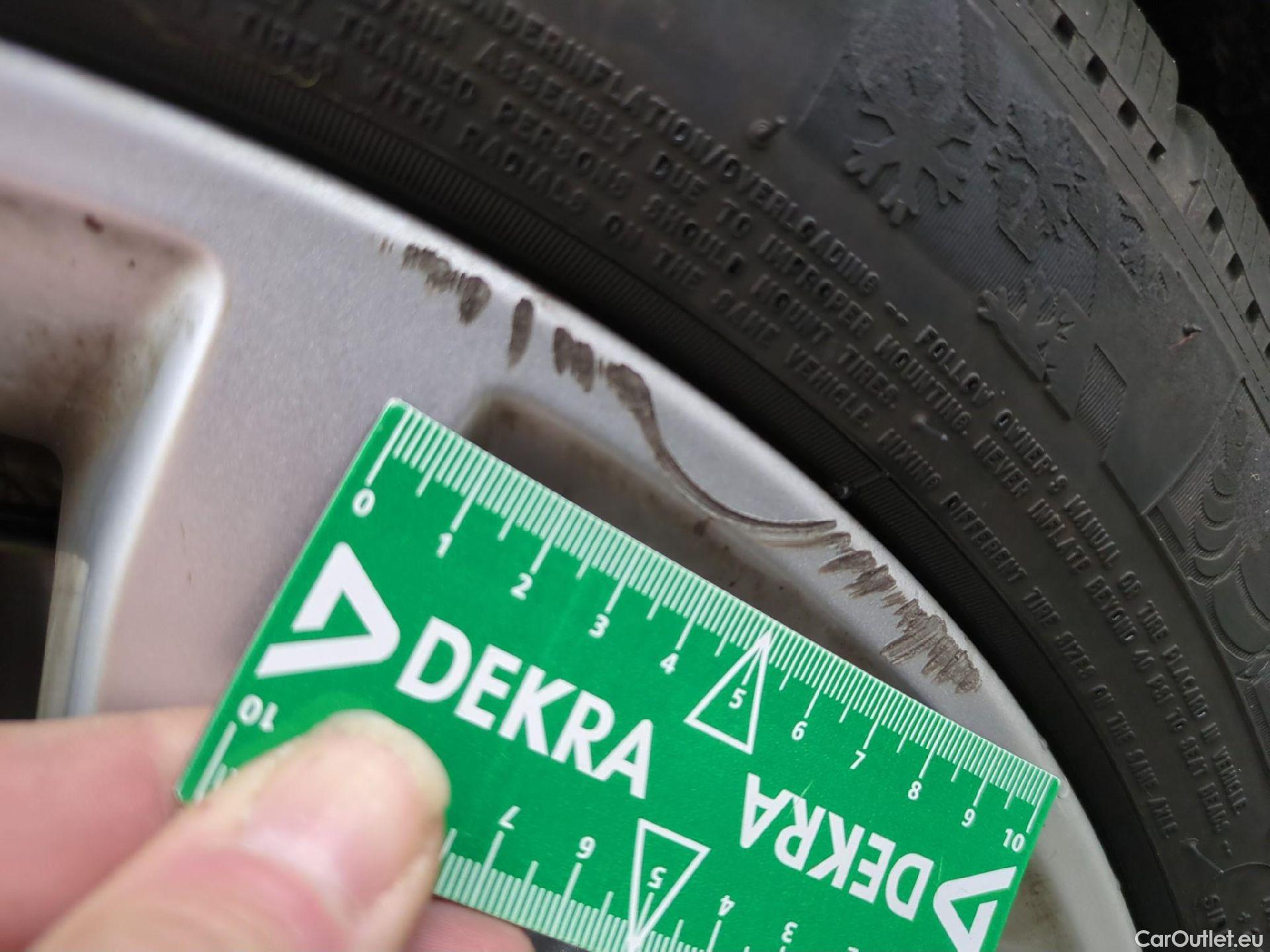  Bmw  Serie 5 BMW Série 5 / 2020 / 4P / Berline 520i 184ch Luxury BVA8 #7