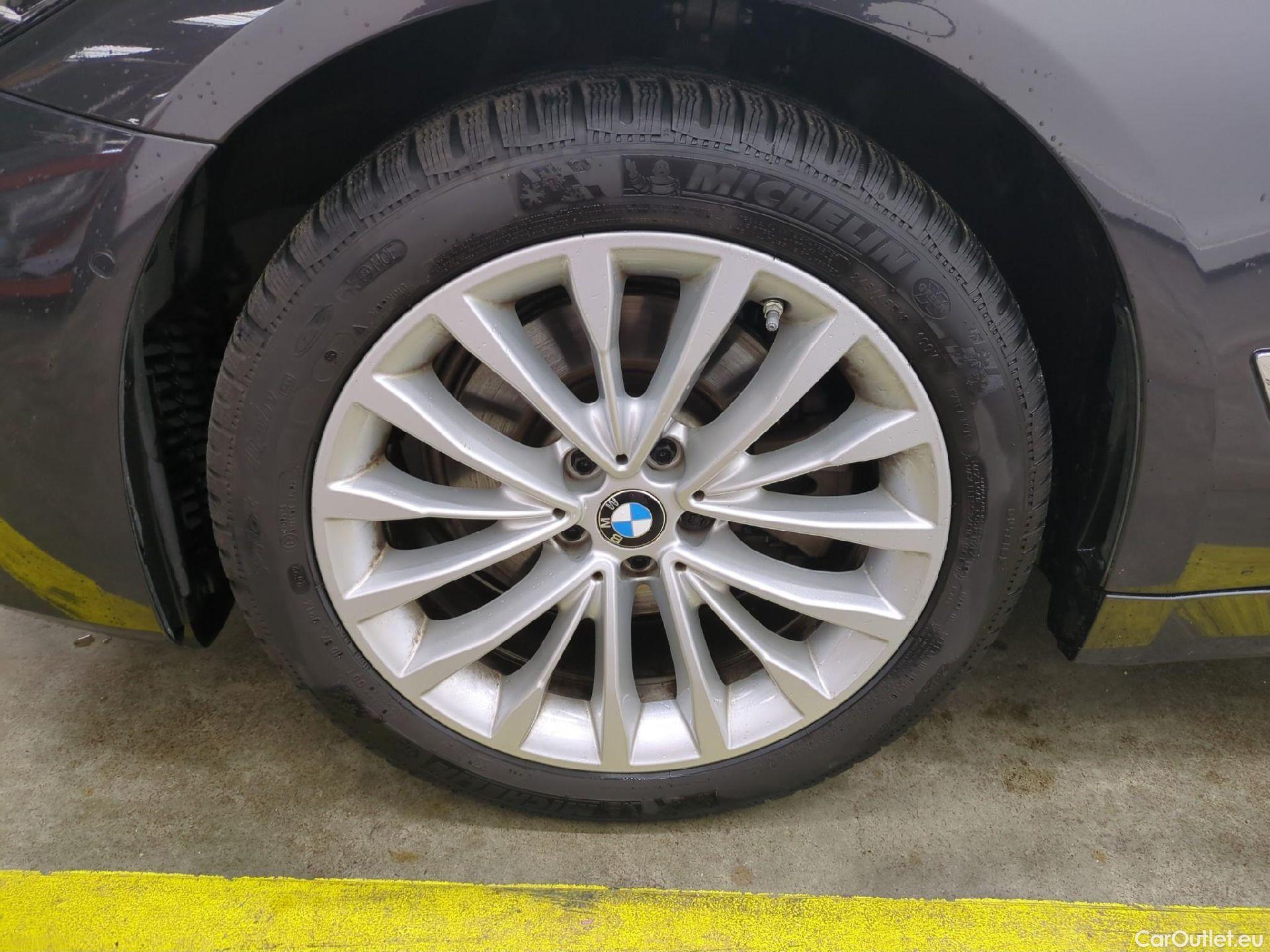  Bmw  Serie 5 BMW Série 5 / 2020 / 4P / Berline 520i 184ch Luxury BVA8 #1