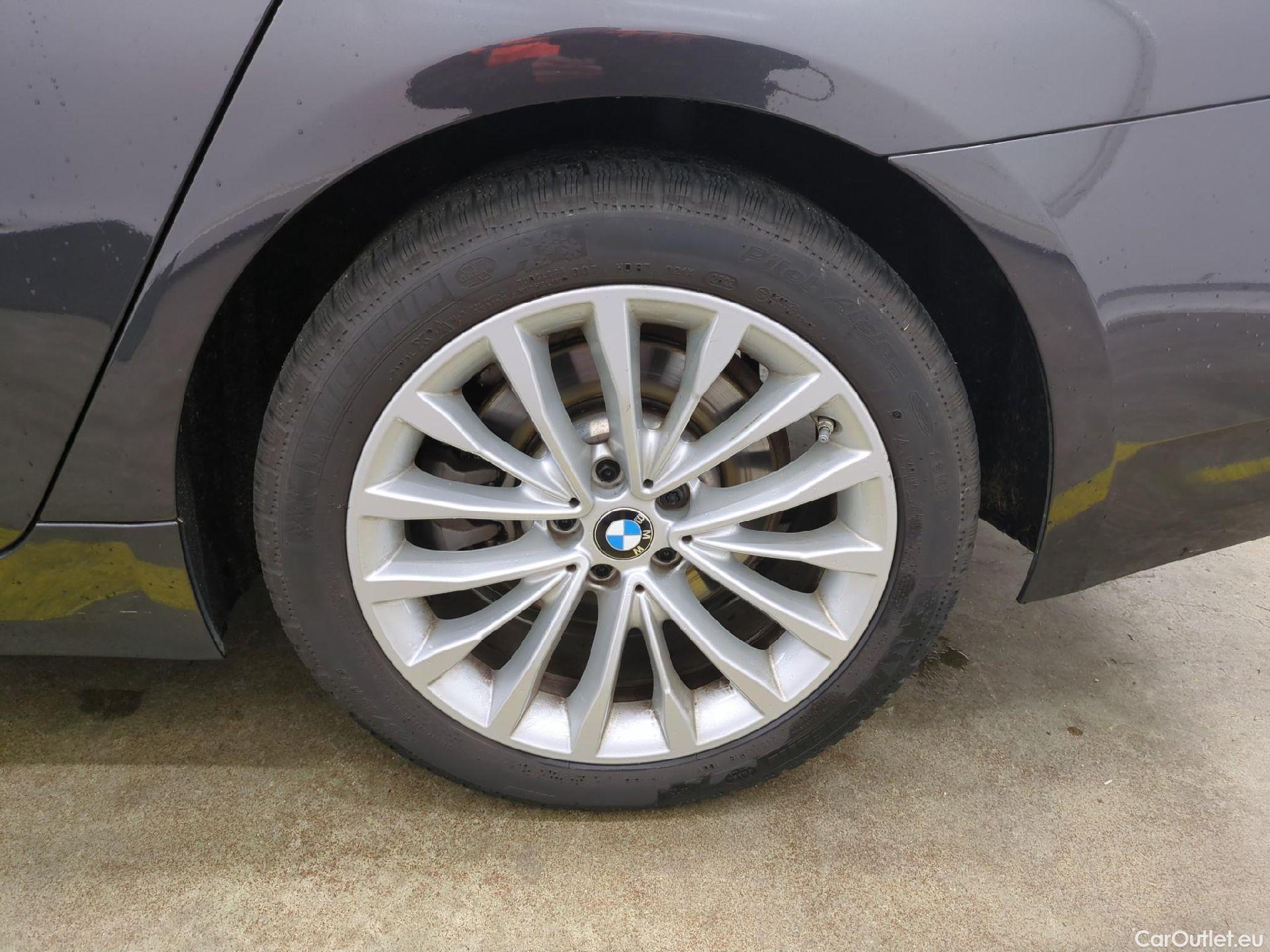  Bmw  Serie 5 BMW Série 5 / 2020 / 4P / Berline 520i 184ch Luxury BVA8 #3