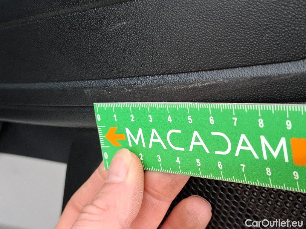  Citroen  C3  Société Feel 1.5 BlueHDI 100CV BVM6 E6d #9