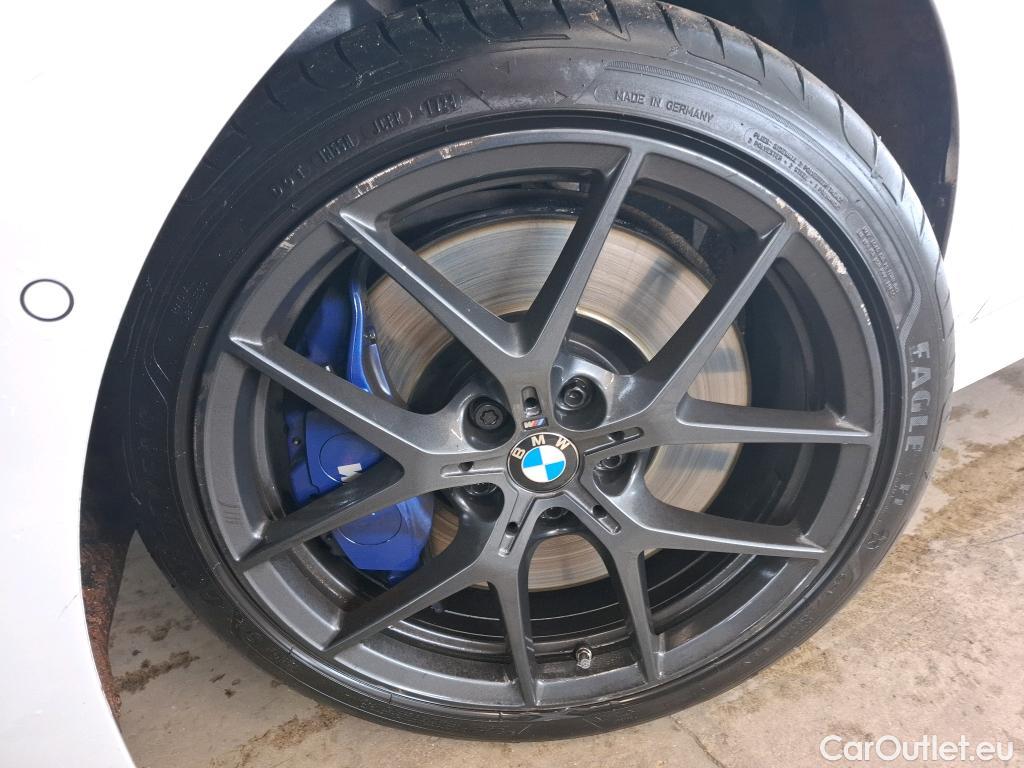  Bmw  Serie 1 BMW Série 1 / 2019 / 5P / Berline 2.0 120D AUTO M Sport #3