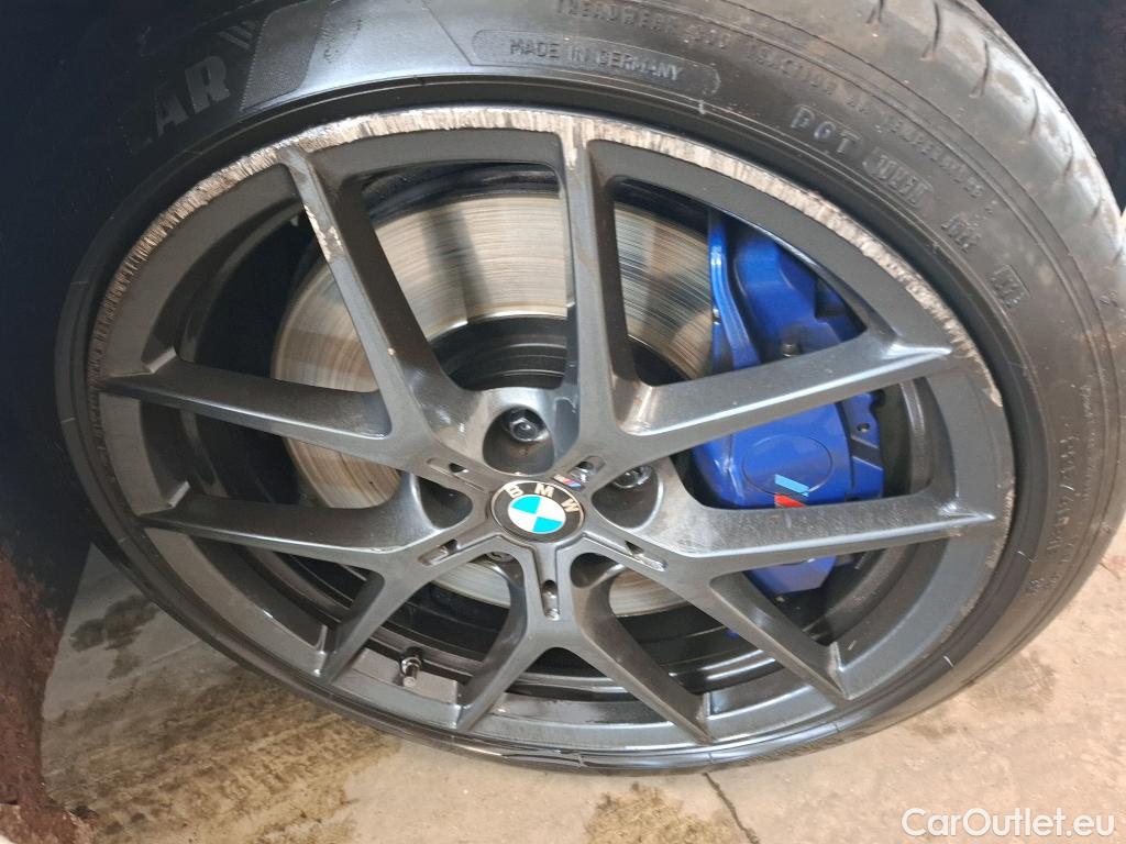  Bmw  Serie 1 BMW Série 1 / 2019 / 5P / Berline 2.0 120D AUTO M Sport #17