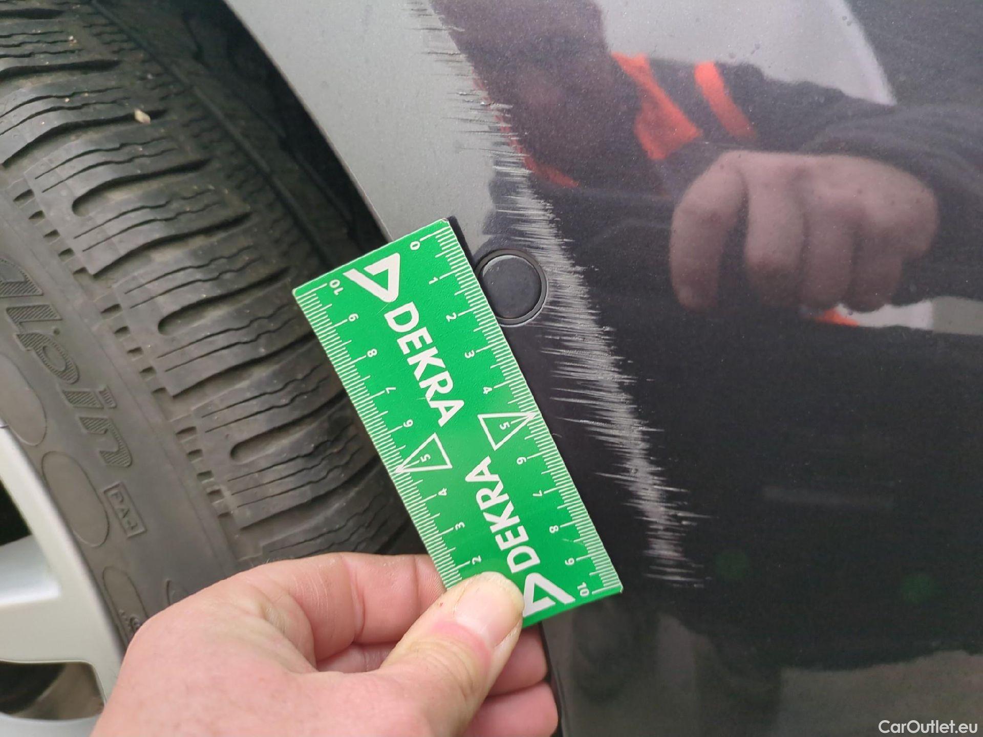  Bmw  Serie 5 BMW Série 5 / 2020 / 4P / Berline 520i 184ch Luxury BVA8 #15