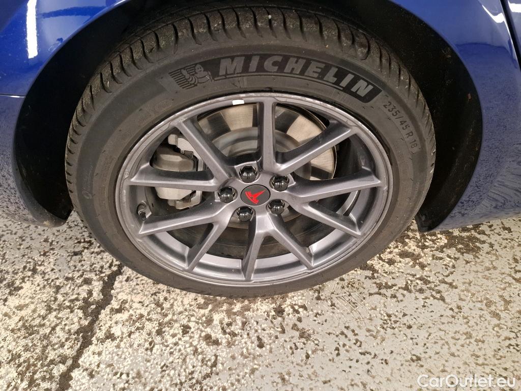  Tesla  Model 3 TESLA  / 2018 / 4P / Berline Grande Autonomie Dual Motor AWD #4