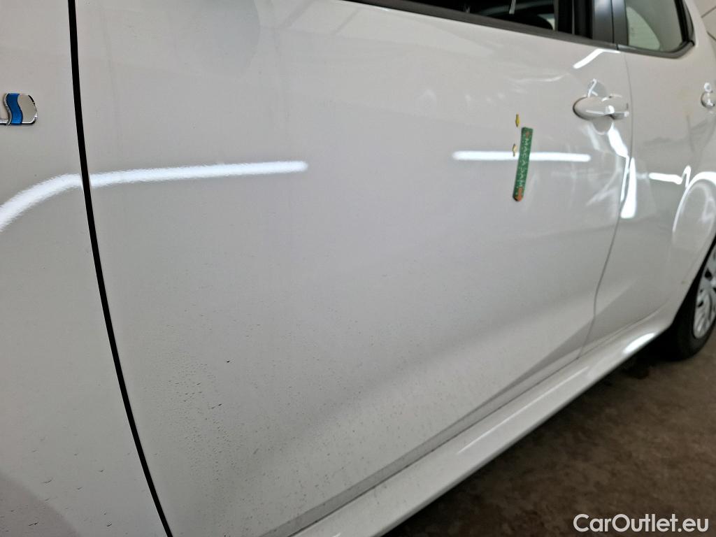  Toyota  Yaris TOYOTA  Hybride / 2019 / 5P / Berline Hybride 116h France Business Stage Acad #21