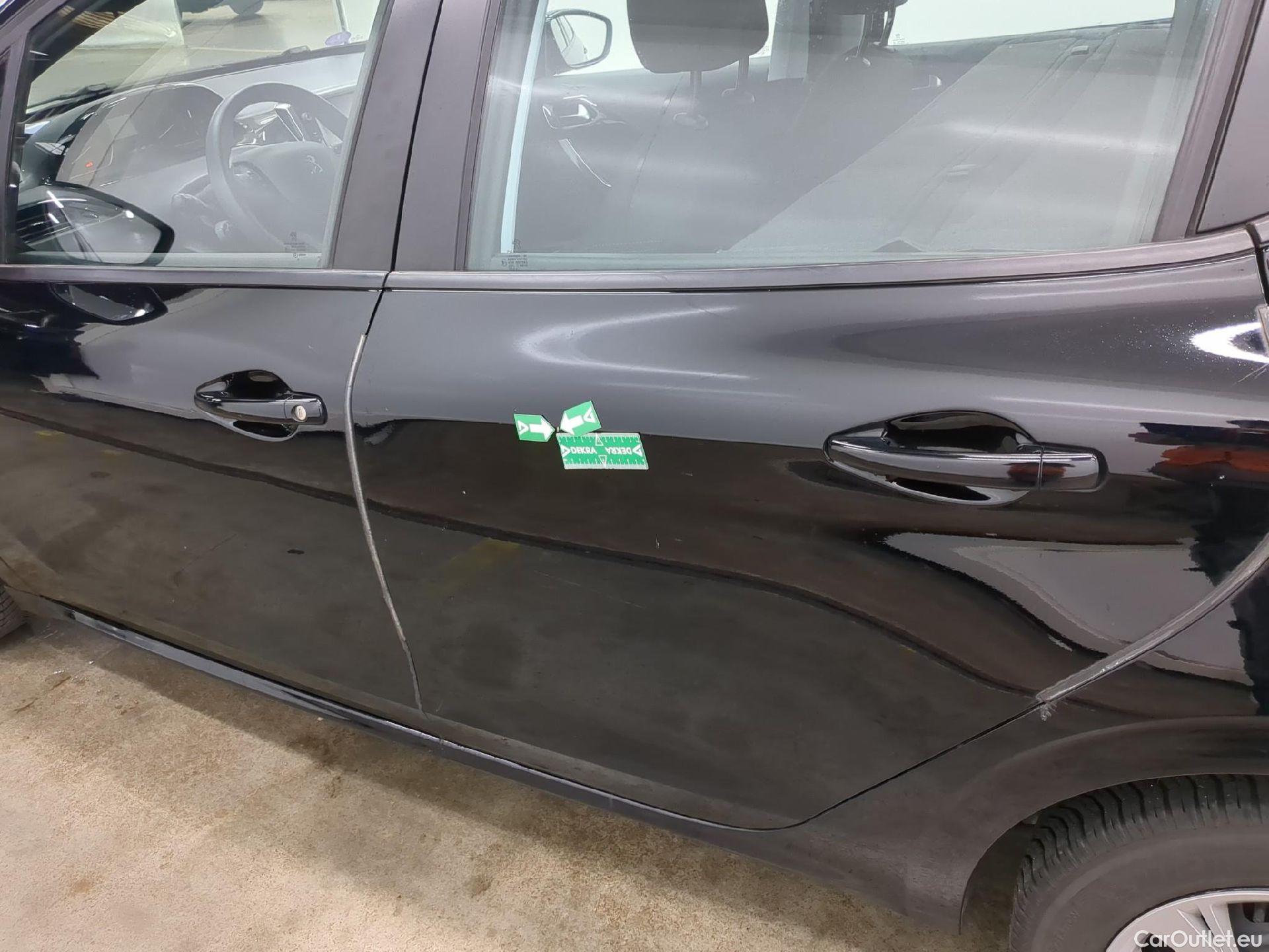  Peugeot  208  Affaire Premium Pack 1.2 80CV BVM5 E6dT #32