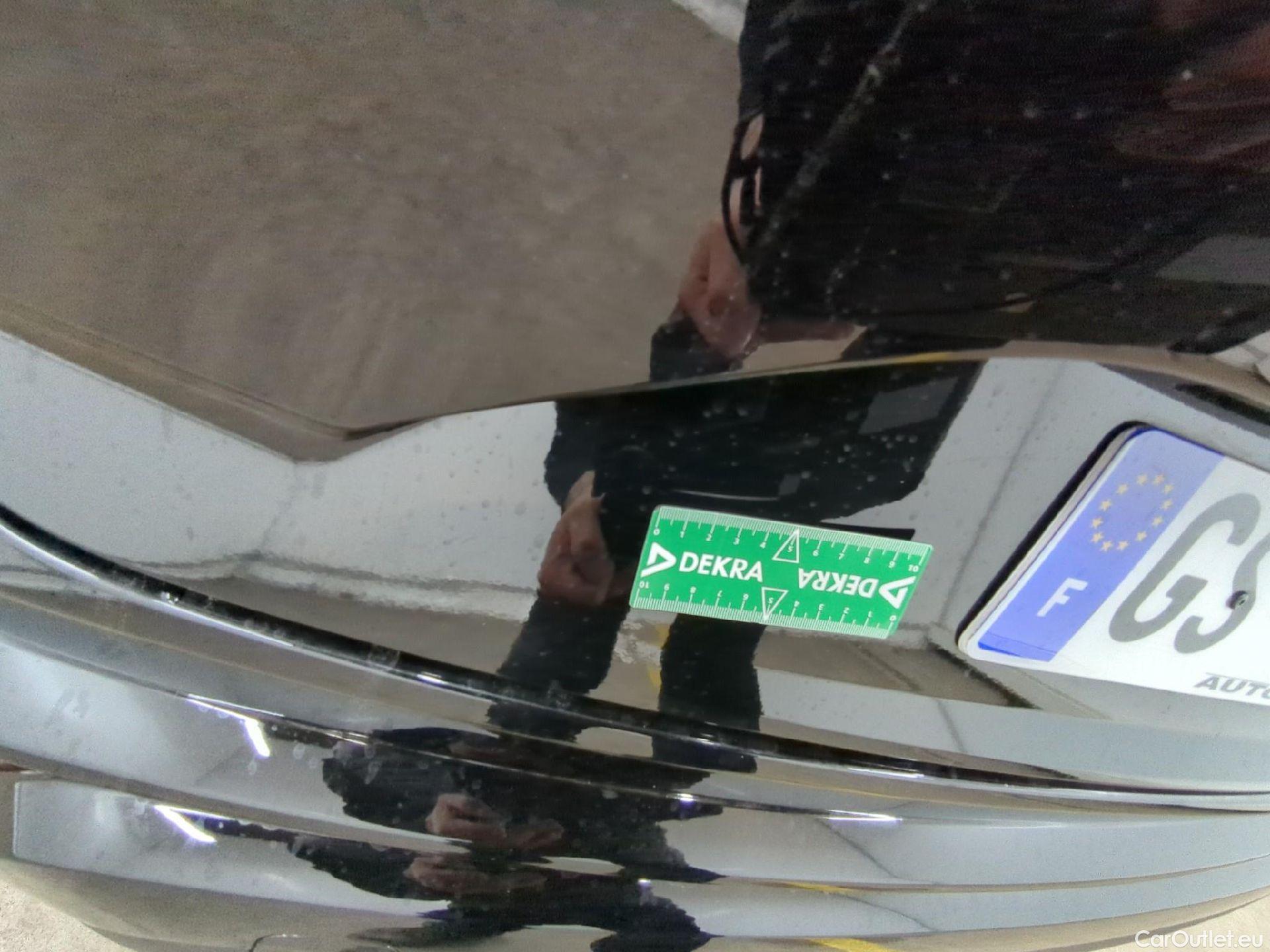  Renault  Austral  Techno Esprit Alpine 1.2 E-TECH Hybrid 200CV BVA6 6E #18