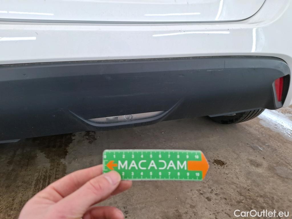  Toyota  Yaris TOYOTA  Hybride / 2019 / 5P / Berline Hybride 116h France Business Stage Acad #28