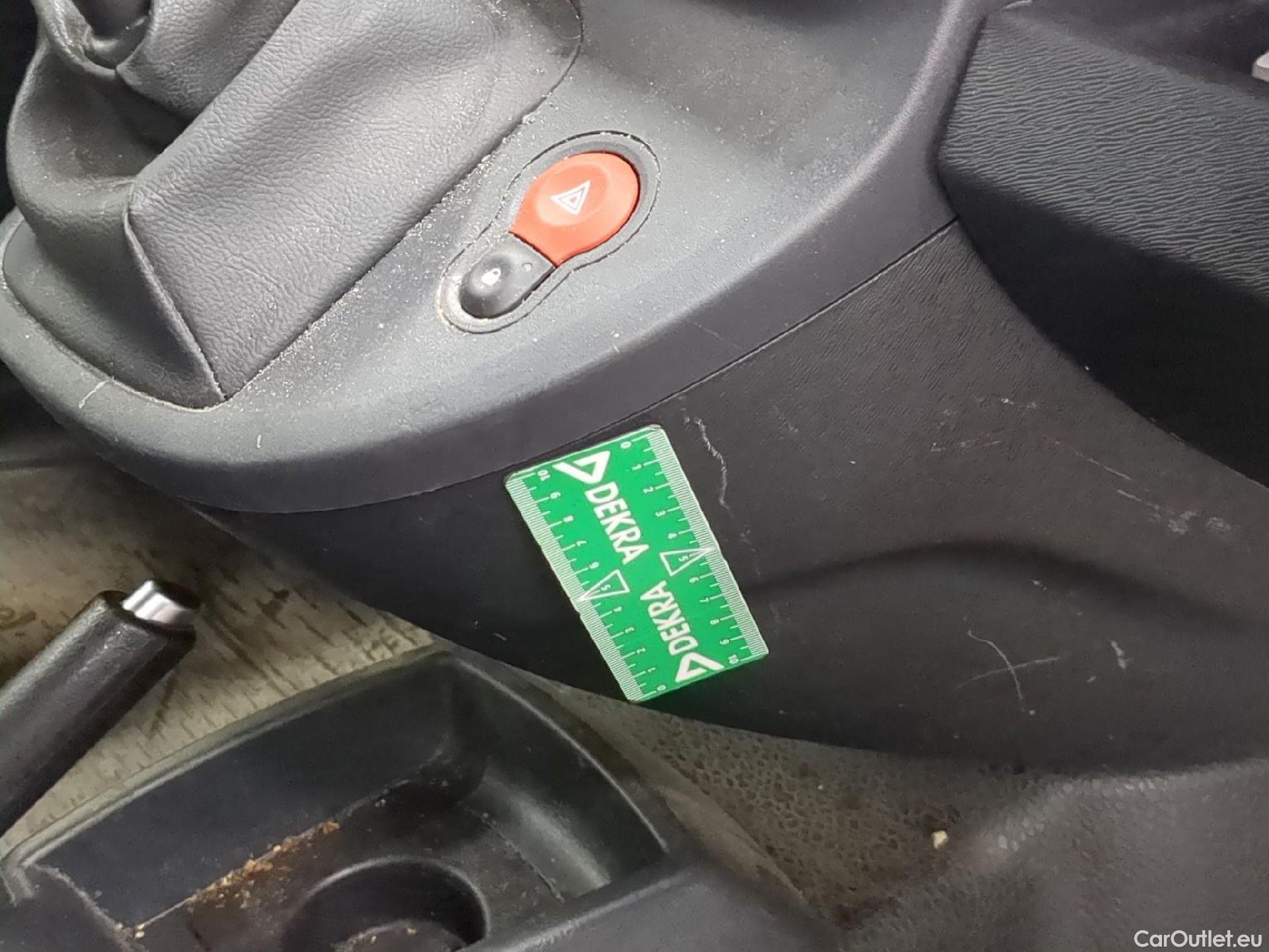  Renault  Kangoo  II Express Maxi Extra (Série Spéciale) 1.5 dCi 95CV BVM6 E6dT #7