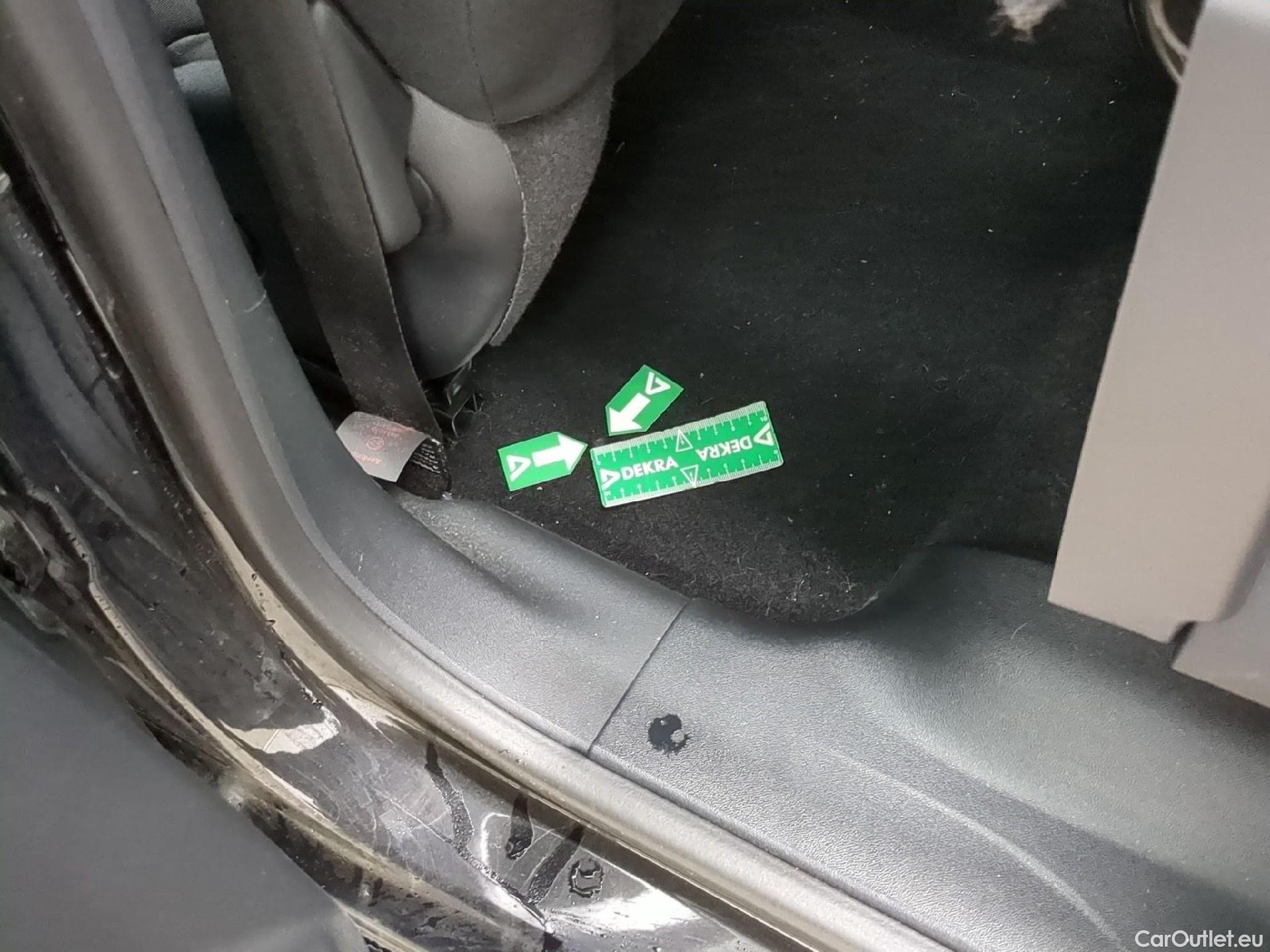  Peugeot  208  Affaire Premium Pack 1.2 80CV BVM5 E6dT #7