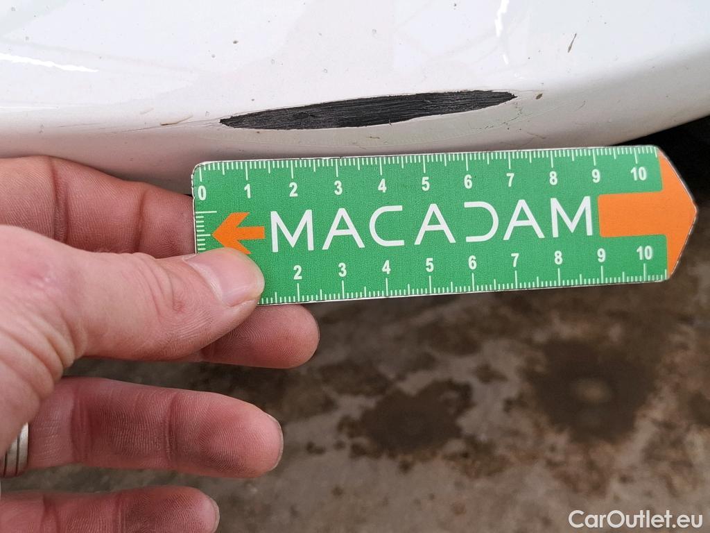  Toyota  Yaris TOYOTA  Hybride / 2019 / 5P / Berline Hybride 116h France Business Stage Acad #25