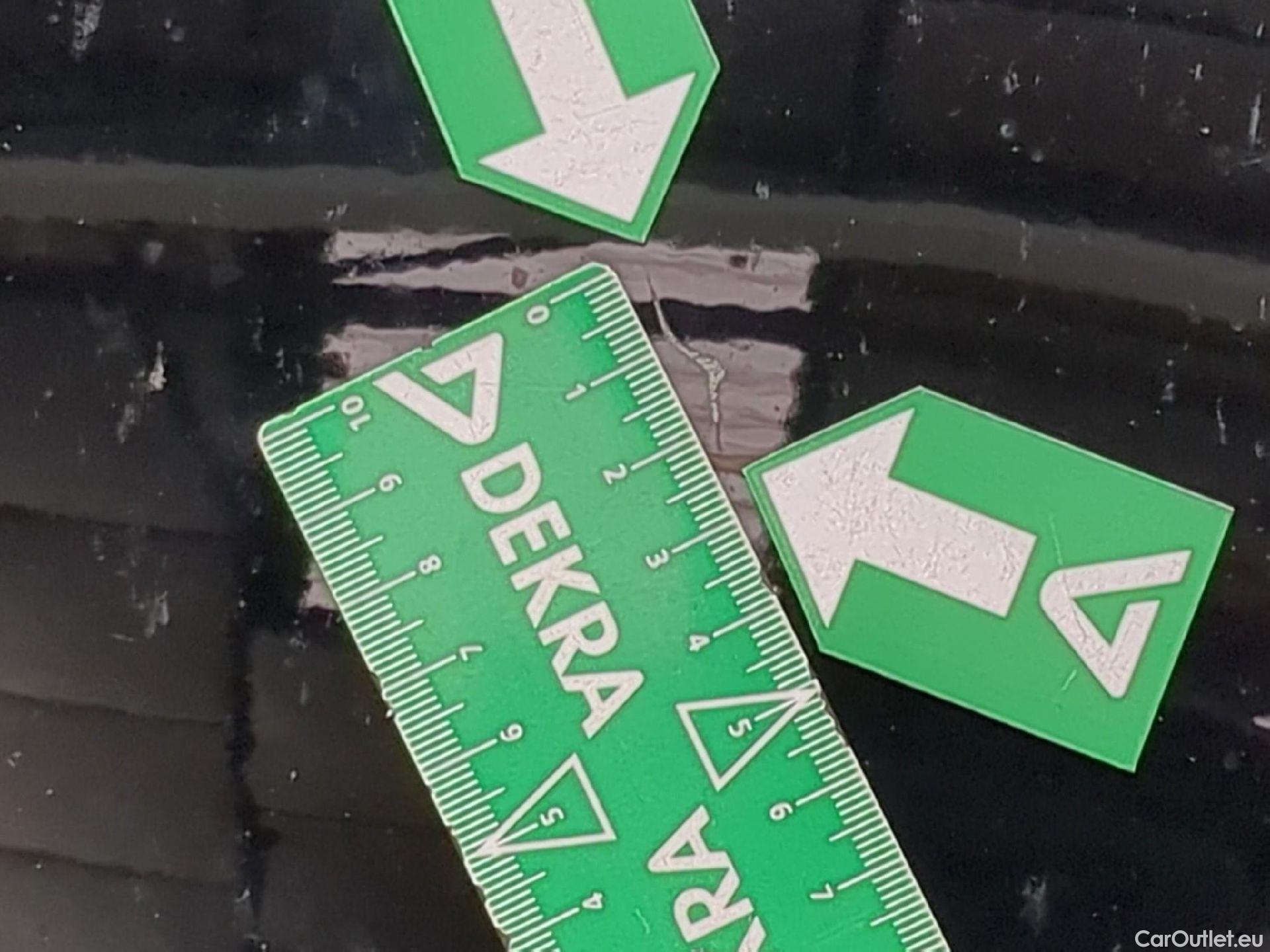  Peugeot  208  Affaire Premium Pack 1.2 80CV BVM5 E6dT #30