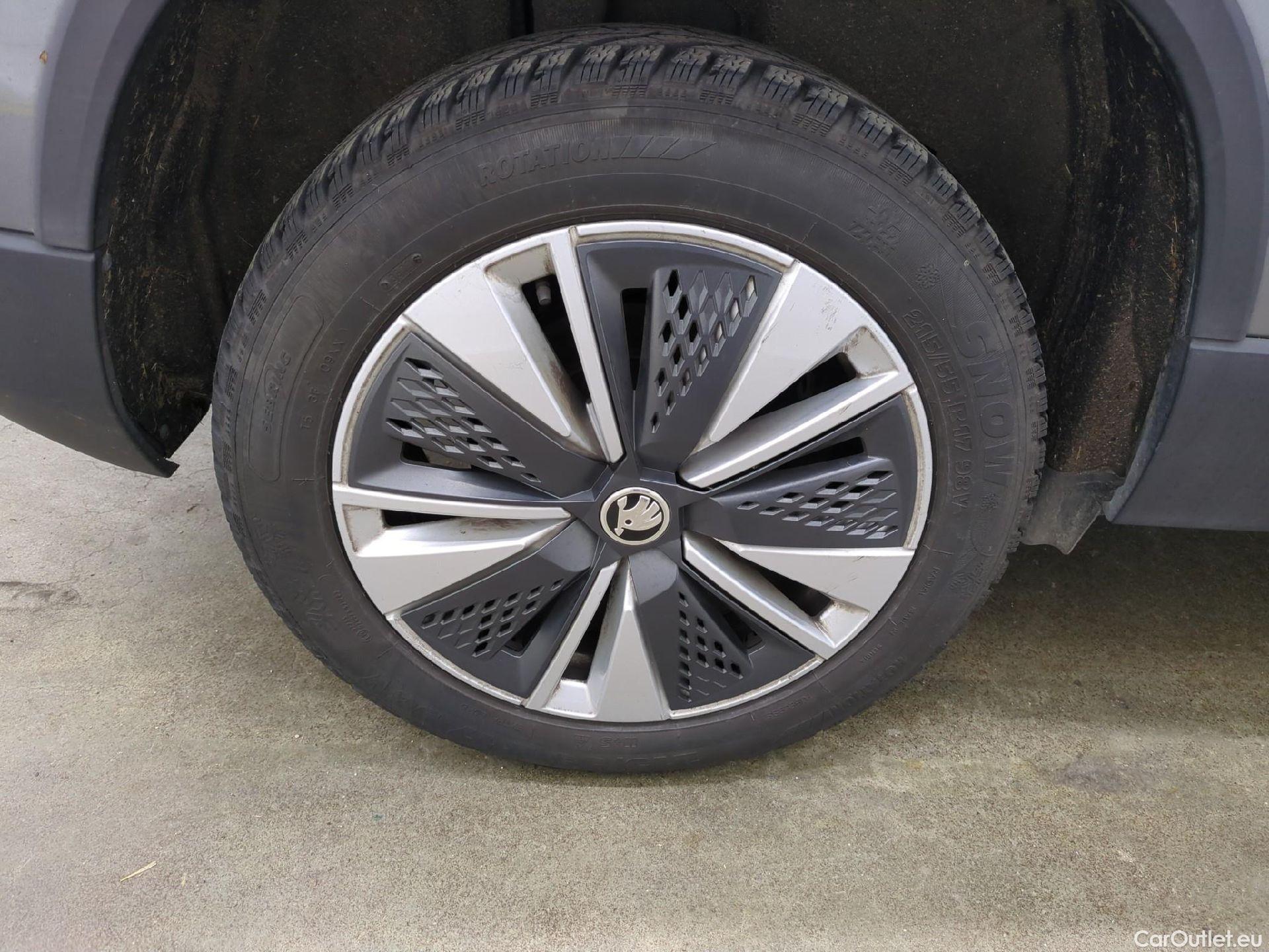  Skoda  Karoq SKODA  / 2022 / 5P / SUV 2.0 TDI 116ch DSG7 Business #9