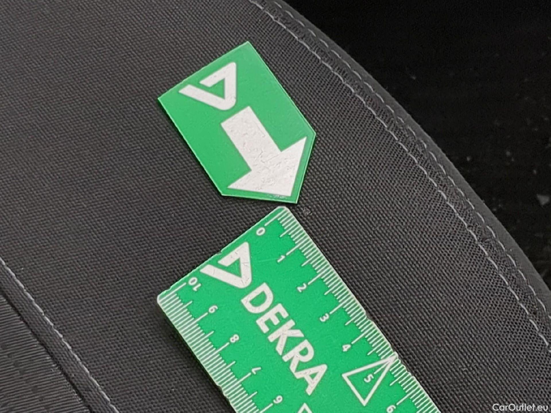  Peugeot  208  Affaire Premium Pack 1.2 80CV BVM5 E6dT #15